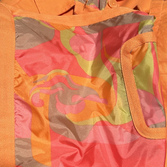 Cheerful reversible light spring coat - Picture 9 of 9